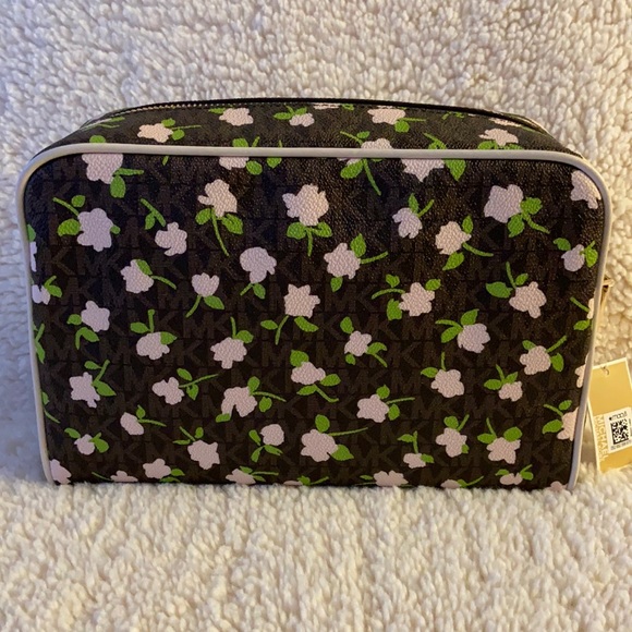 NWT Michael Kors Makeup Bag - Picture 3 of 5